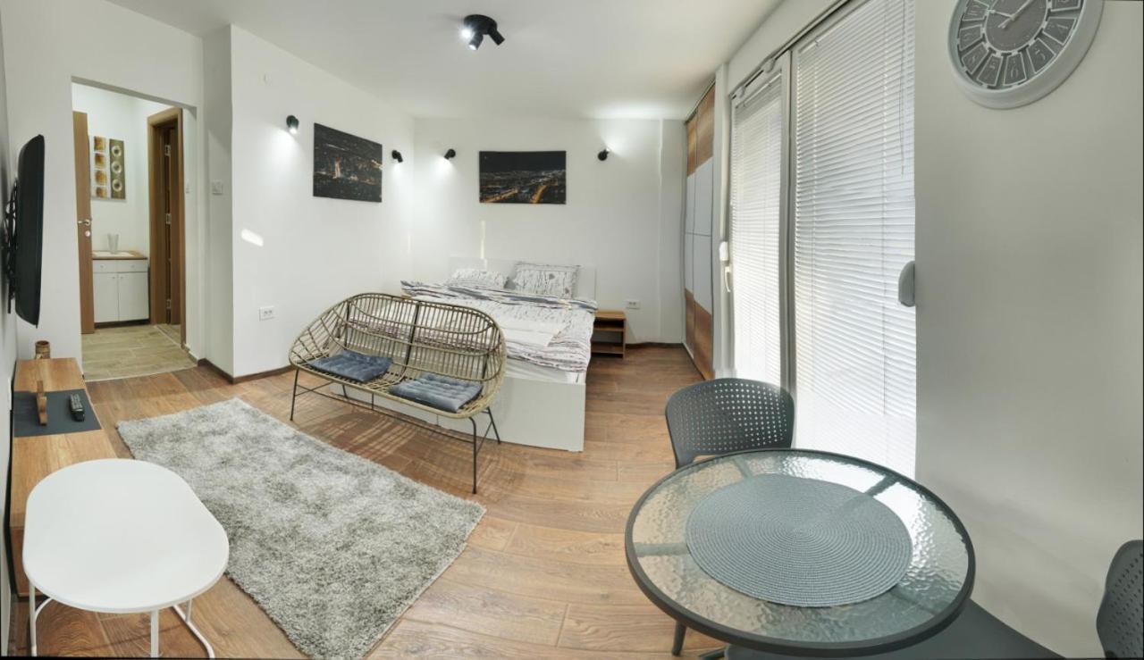 Bibi'S Apartments 斯科普里 外观 照片