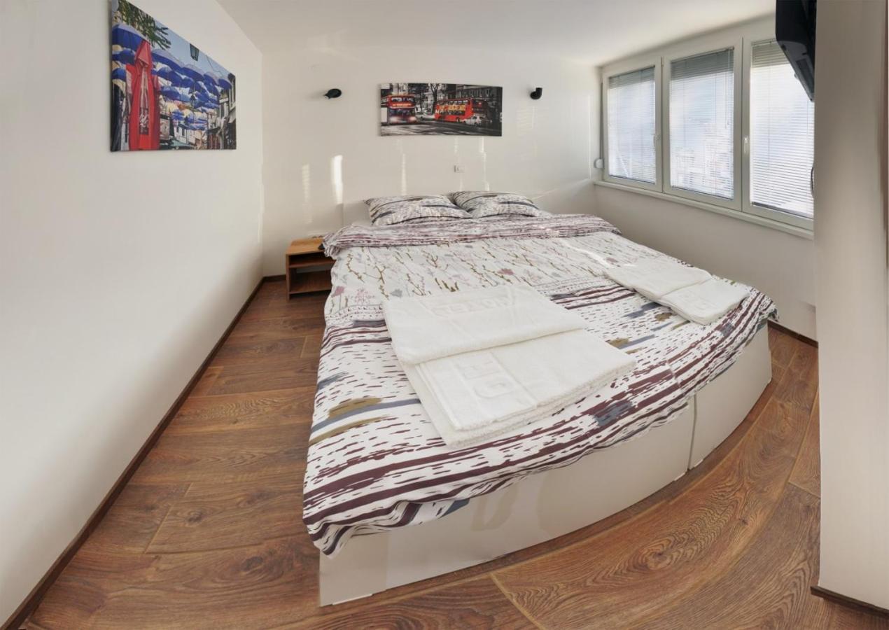 Bibi'S Apartments 斯科普里 外观 照片